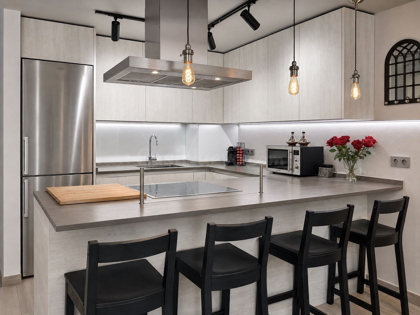 Apartamento luminoso de 2 bab 1 baño y terraza en La Campana - foto 2