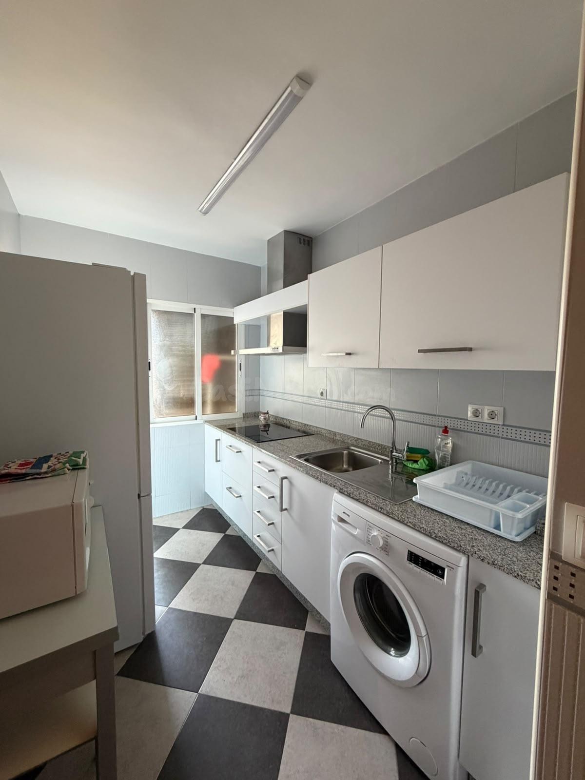SOLO CHICAS ESTUDIANTES. ALQUILER DE habitaciones JUNTO AL P - foto 5