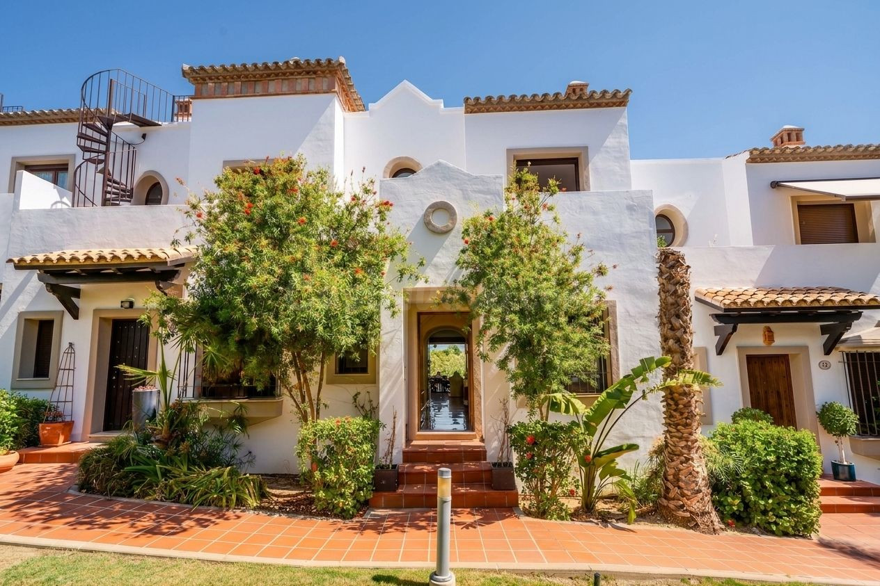 Chalet adosado en Urb. Santa María, Estepona - foto 2