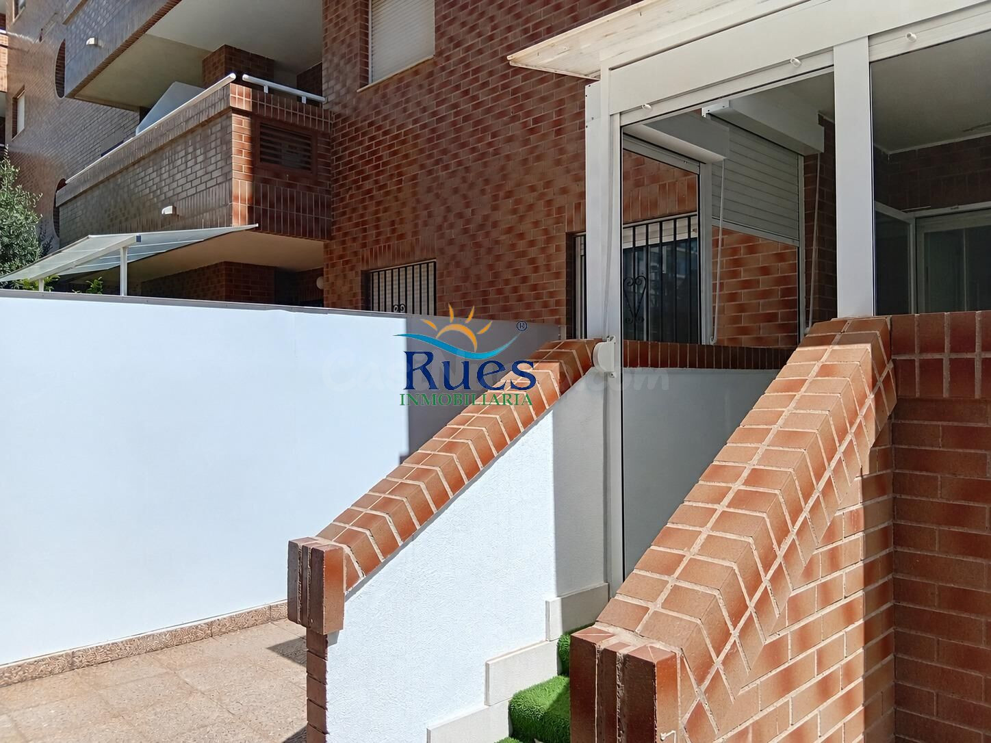 Acogedora planta baja en Oropesa del Mar con piscina y a pasos de la playa
