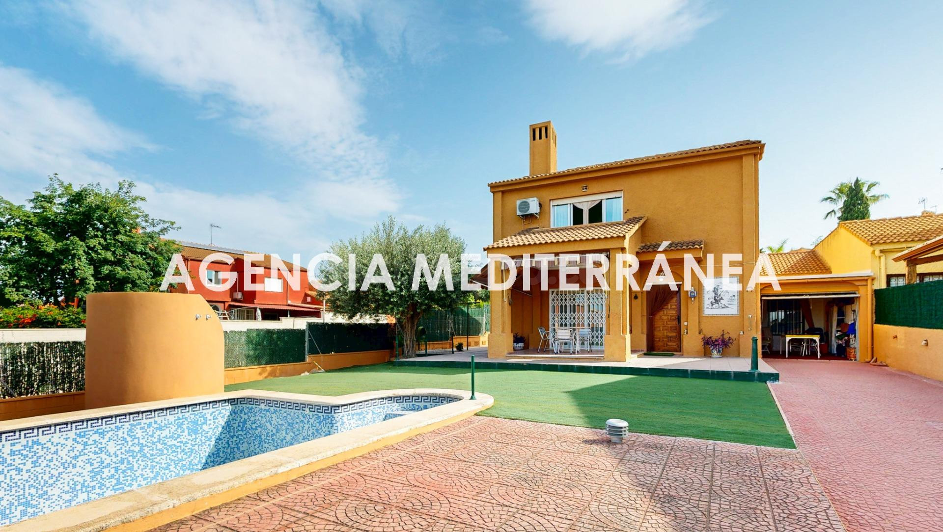 ¡Oportunidad única en San Antonio de Benagéber, zona Colinas