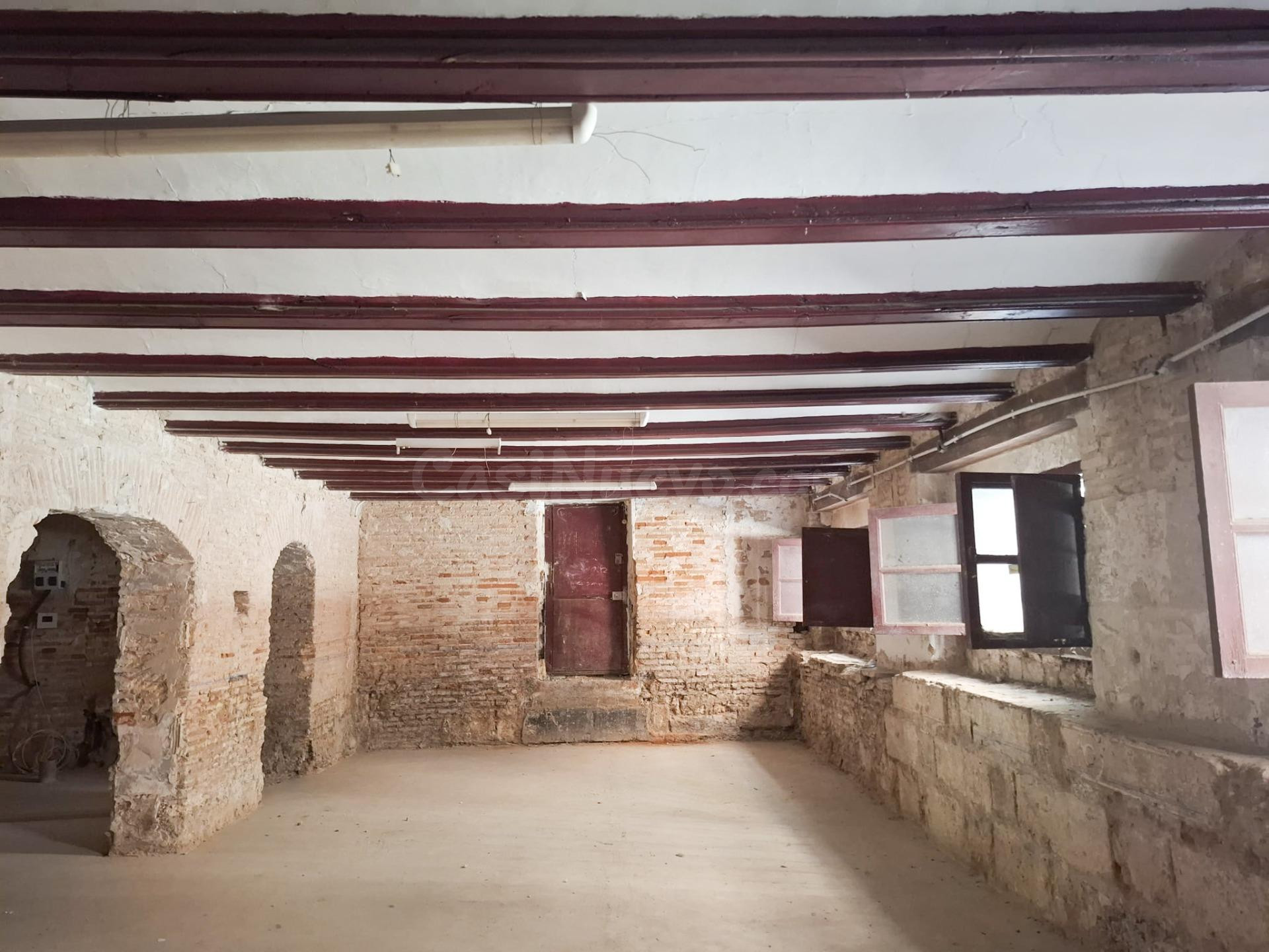 Local emblemático en venta, en el corazón de la ciudad - foto 3