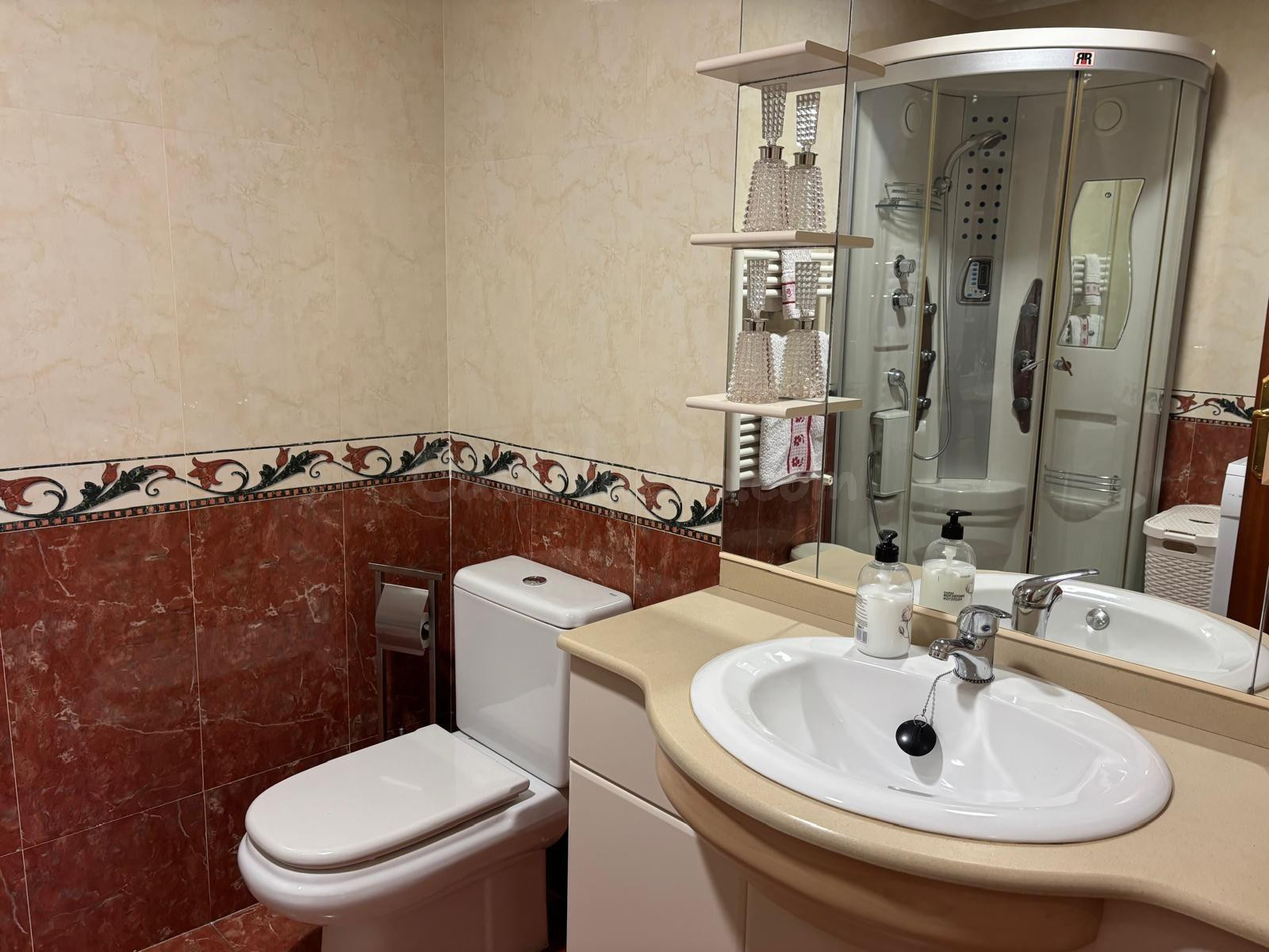 ALQUILER PISO JUNTO CALLE MARÍA AUXILIUADORA - foto 4
