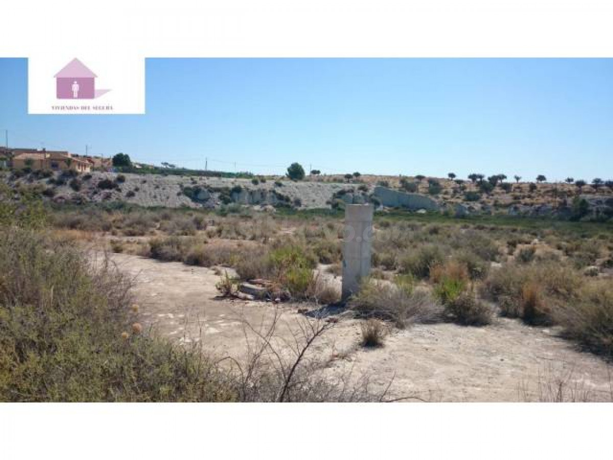 Terreno industrial 9000m² en venta - Los Valientes