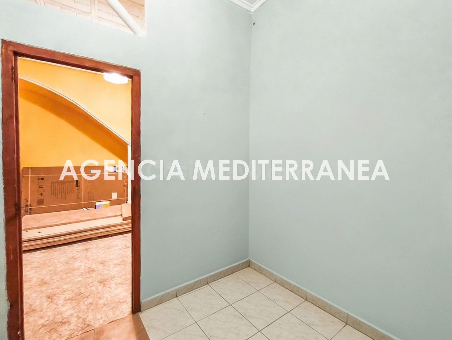 CASA DE 2 PLANTAS PARA REFORMAR EN EL CENTRO DE ALCÀSSER - foto 4