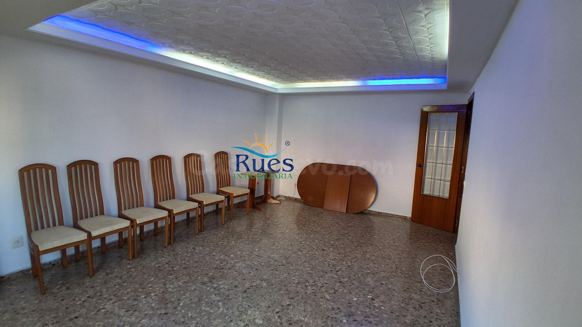 UNA VIVIENDA BIEN DISTRIBUIDA, BIEN CONSERVADA Y A BUEN PRECIO EN BUENA ZONA y EN ENTORNO RURAL MUY ATRACTIVO - foto 5