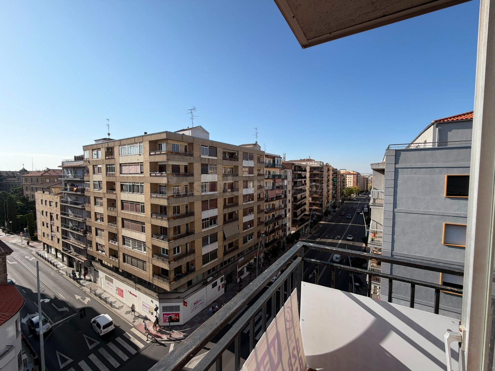 Vivienda a la venta en Paseo Canalejas