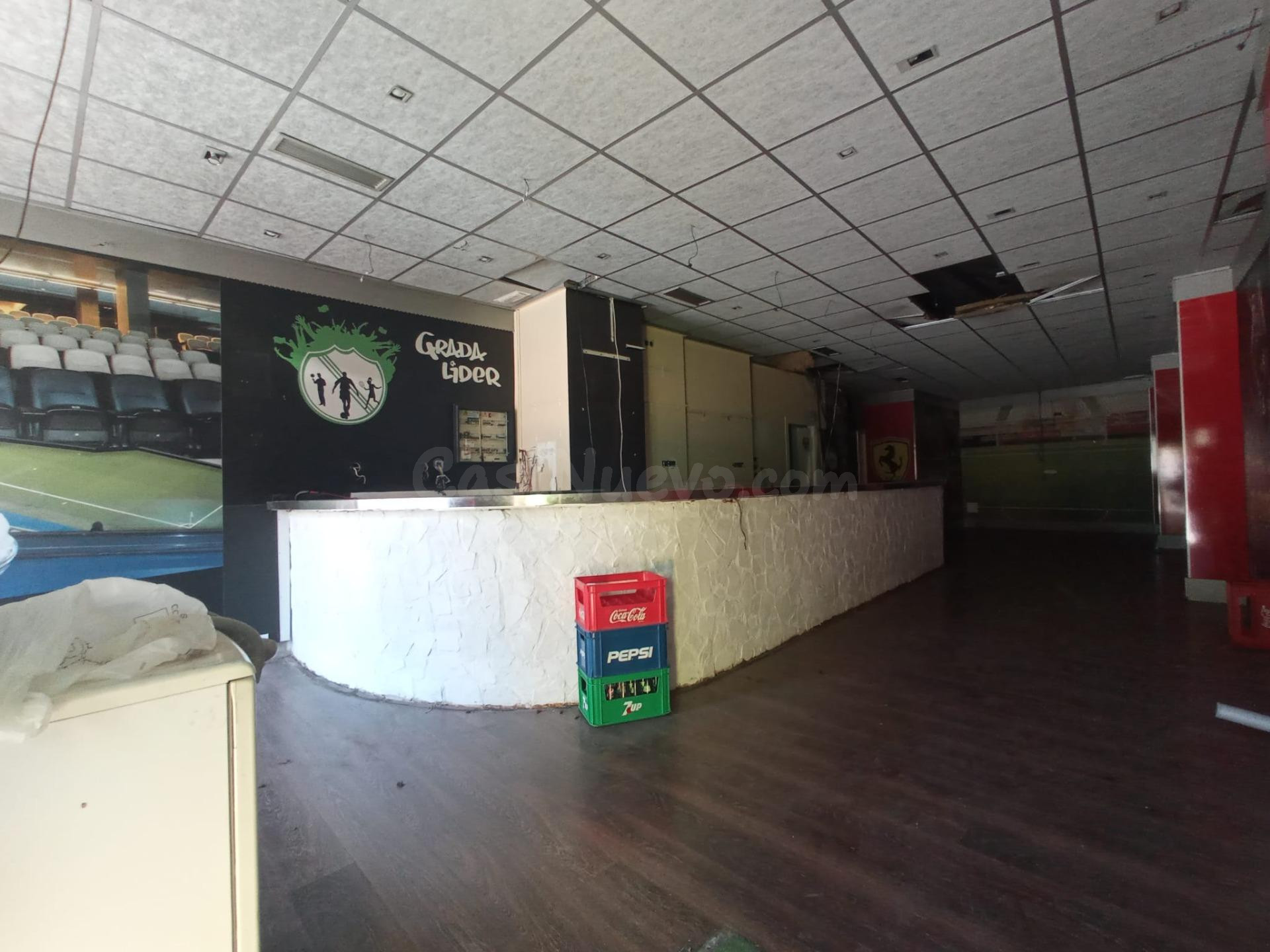 LOCAL COMERCIAL