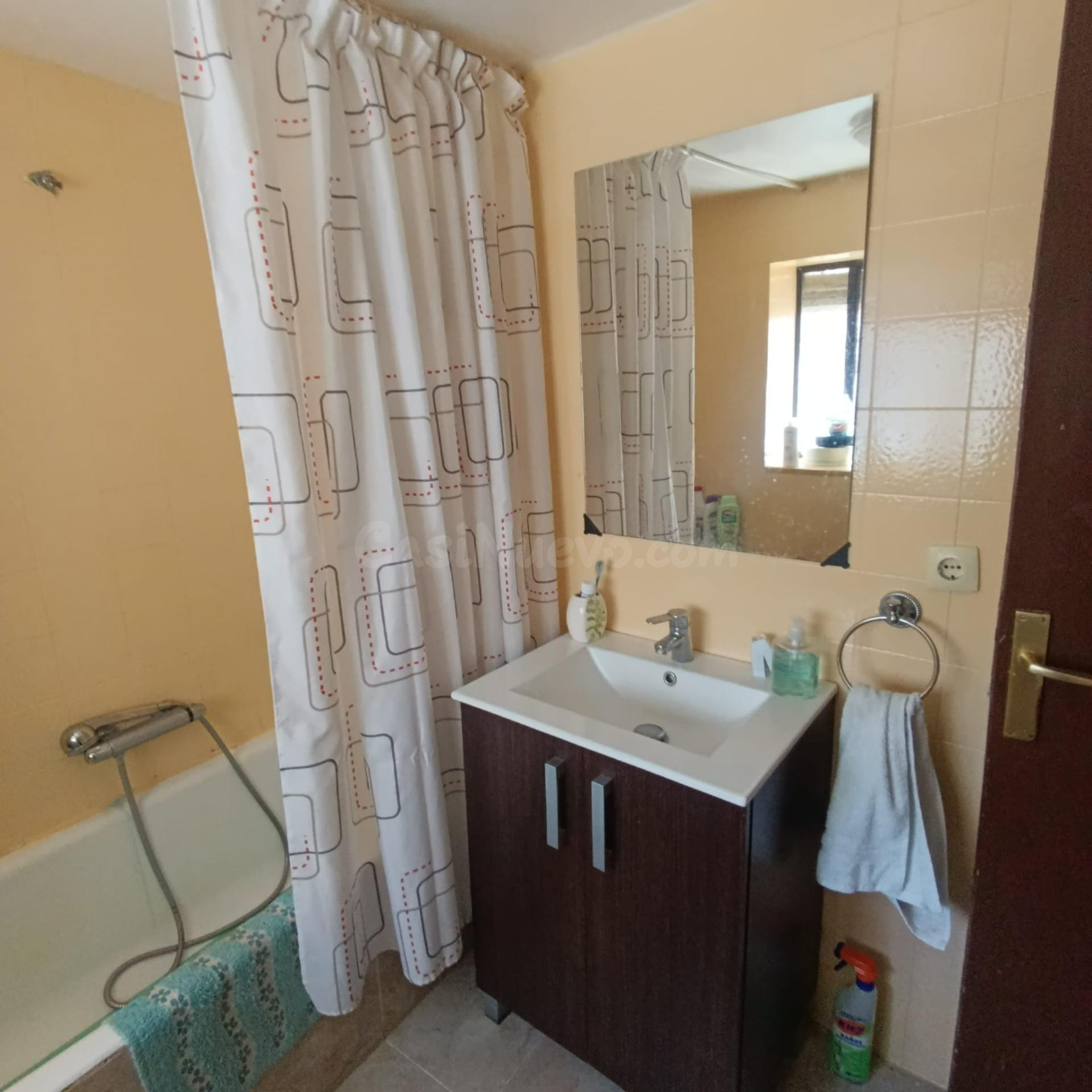CASA PARA ENTRAR A VIVIR EN LA LOCALIDAD DE EL CAMPO DE PEÑARANDA - foto 5