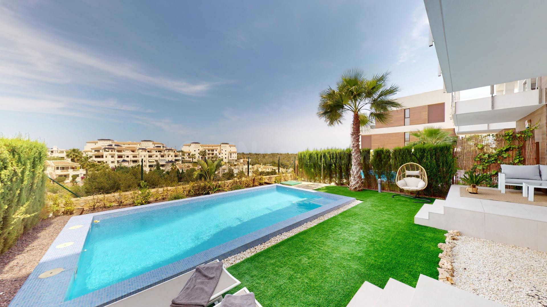 Precioso Apartamento con piscina propia