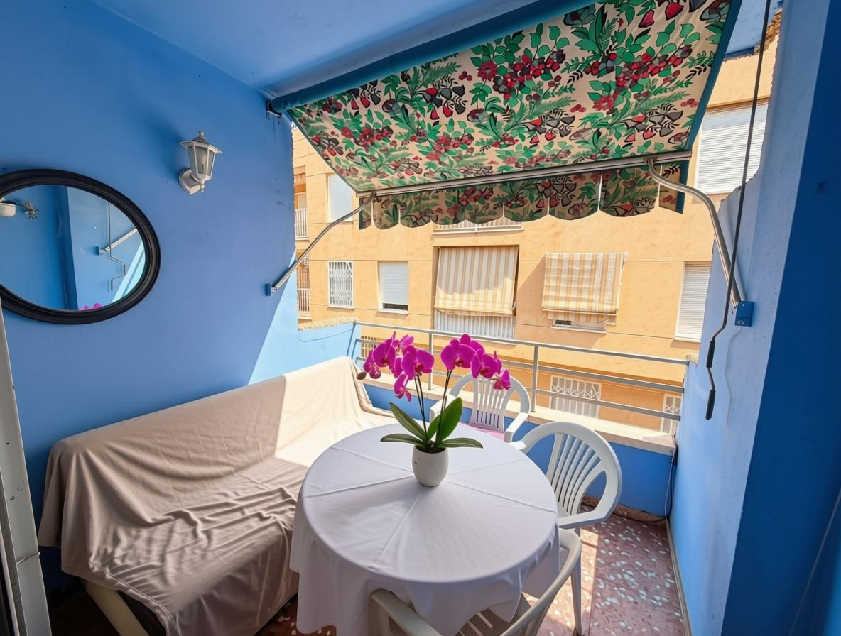 Amplio apartamento en venta en San Pedro del Pinatar, zona Villananitos por €155,000