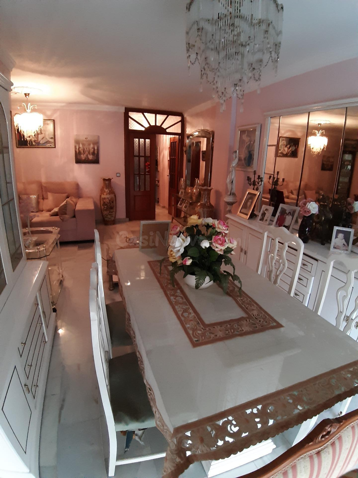 Amplísima casa en Las Lagunas