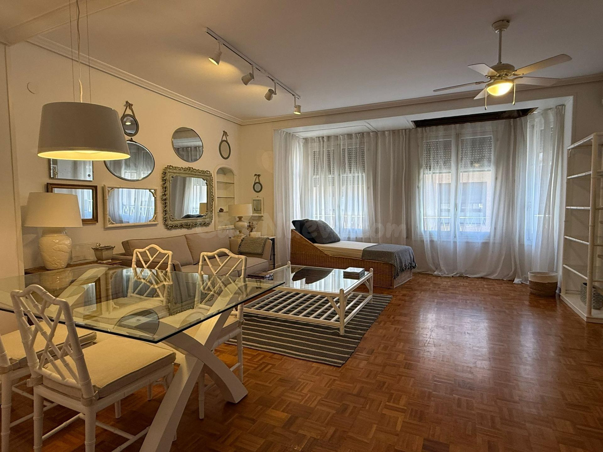 PISO CON ENCANTO EN EL CENTRO, - foto 2