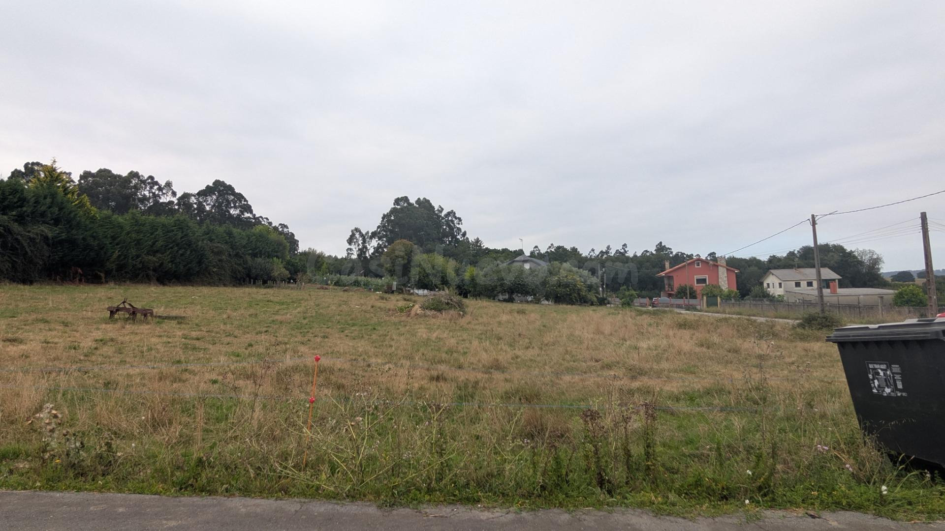 Parcela edificable de 2.189 m2 en Cancelada, Abegondo - foto 5