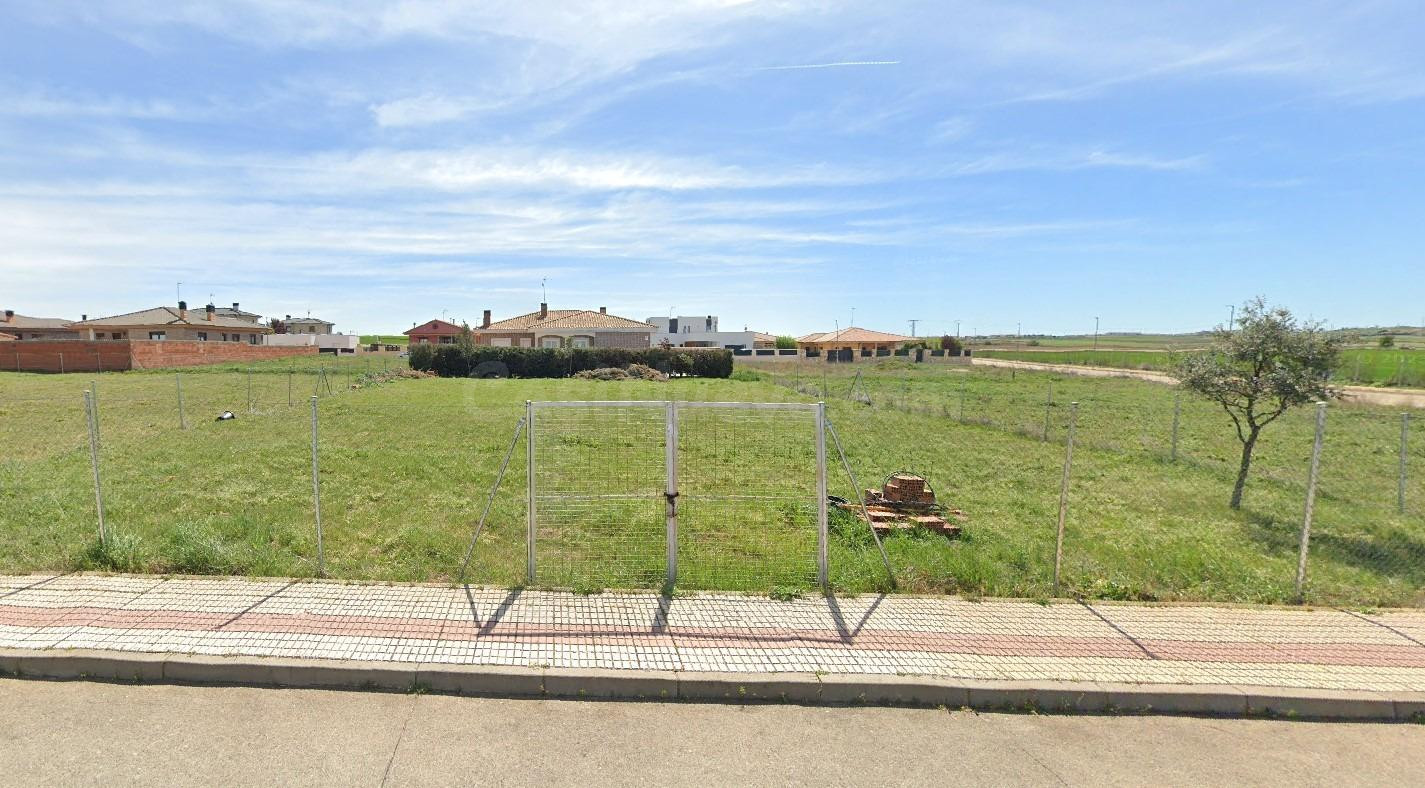 Terreno urbano en venta - Urb. las toras