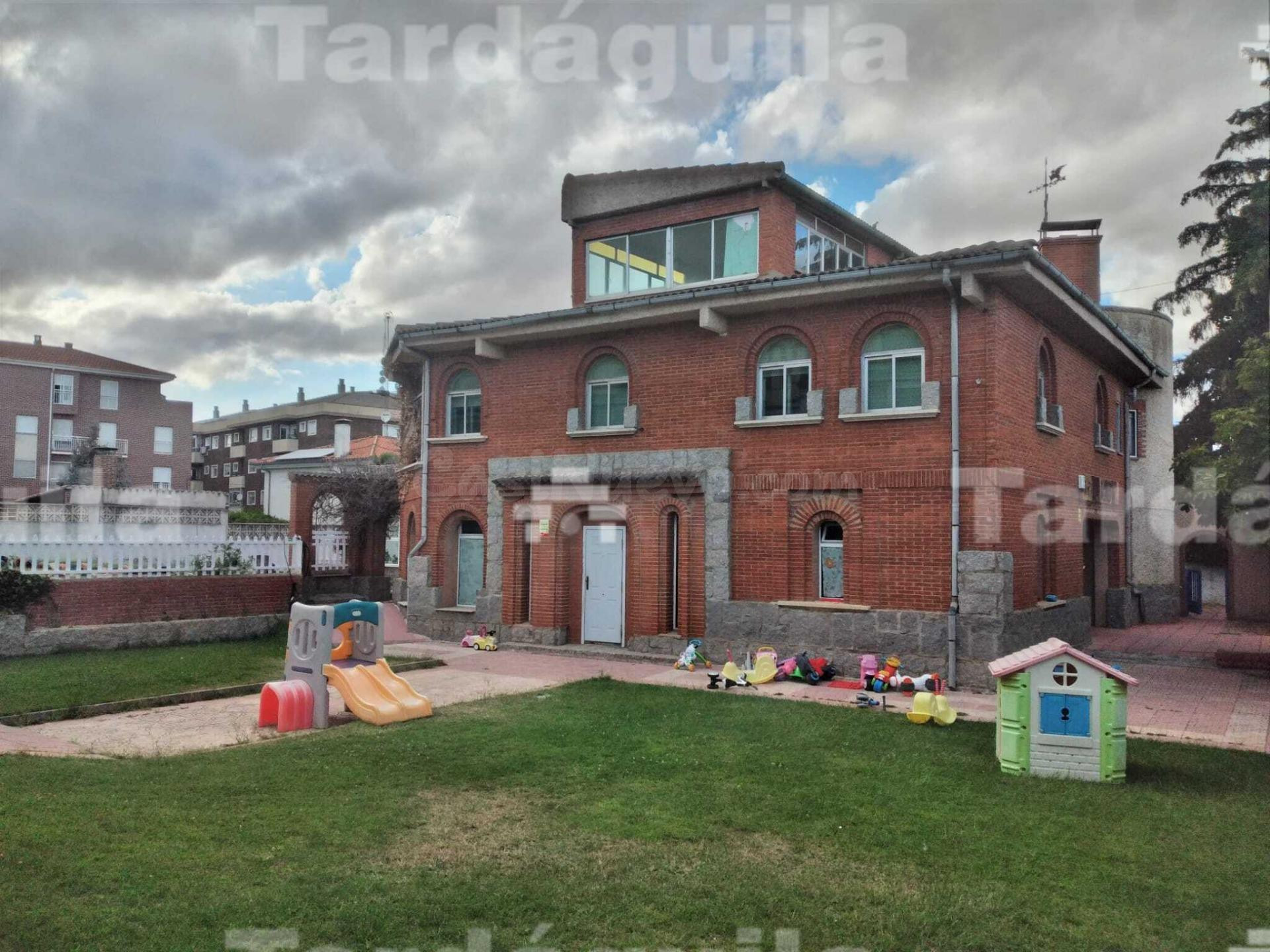 CHALET INDIVIDUAL CON PARCELA DE 1105 METROS EN SANTA MARTA DE TORMES