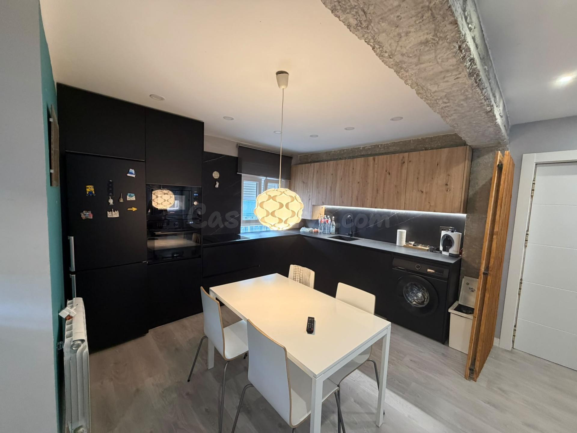 VENTA PISO JUNTO AVDA CIPRESES