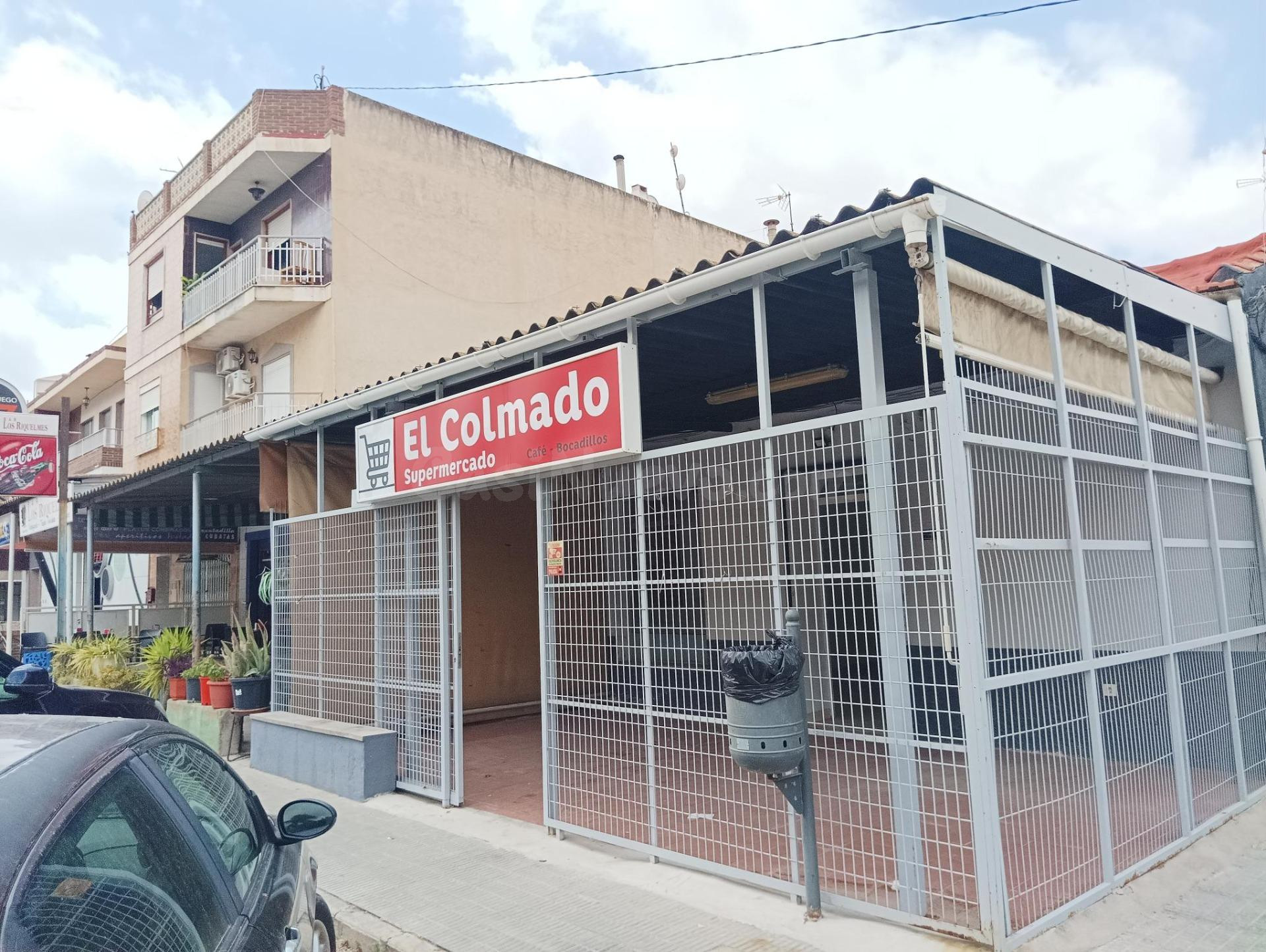SE VENDE CASA PARA VIVIR O NEGOCIO