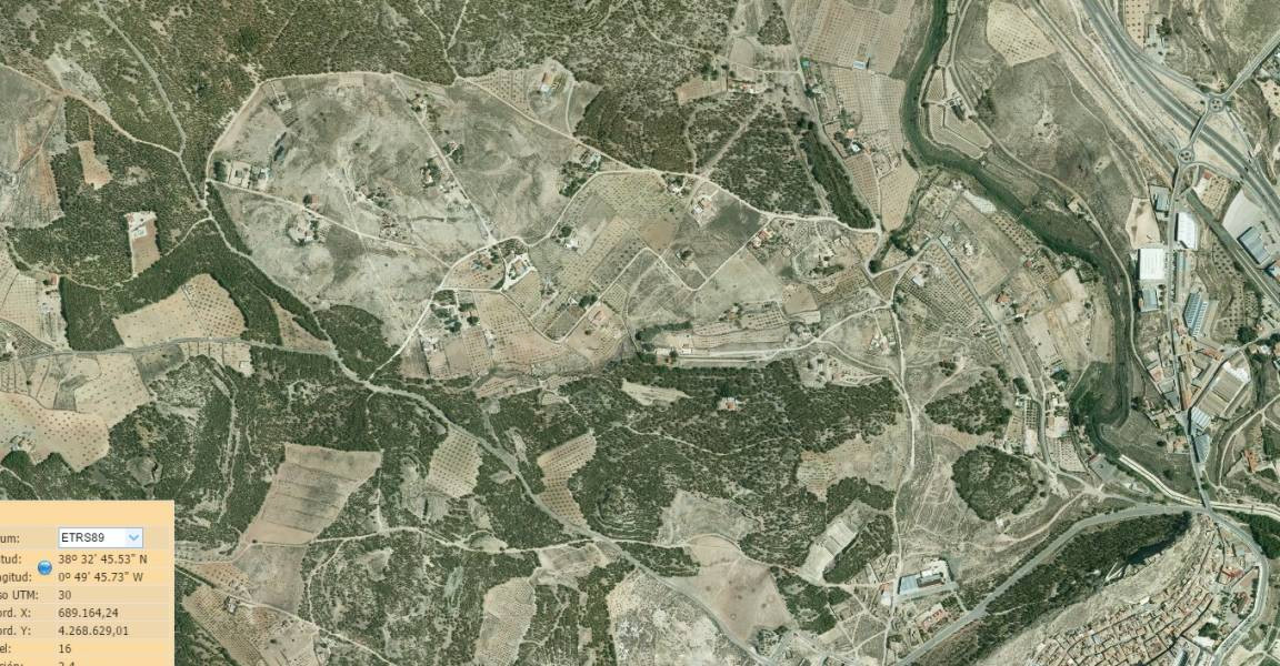 Terreno rural en venta - El plano - foto 2