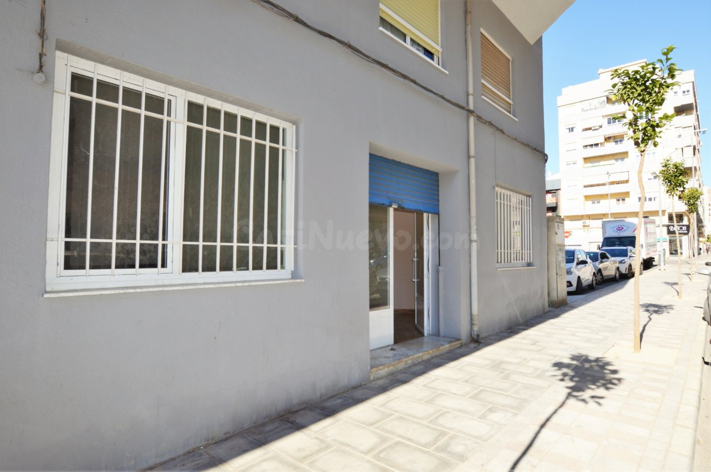 LOCAL COMERCIAL EN ELDA, ZONA FICIA