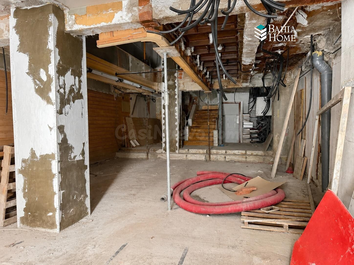 LOCAL COMERCIAL EN PLENO CORAZÓN DE SANTANDER – CALVO SOTELO - foto 5