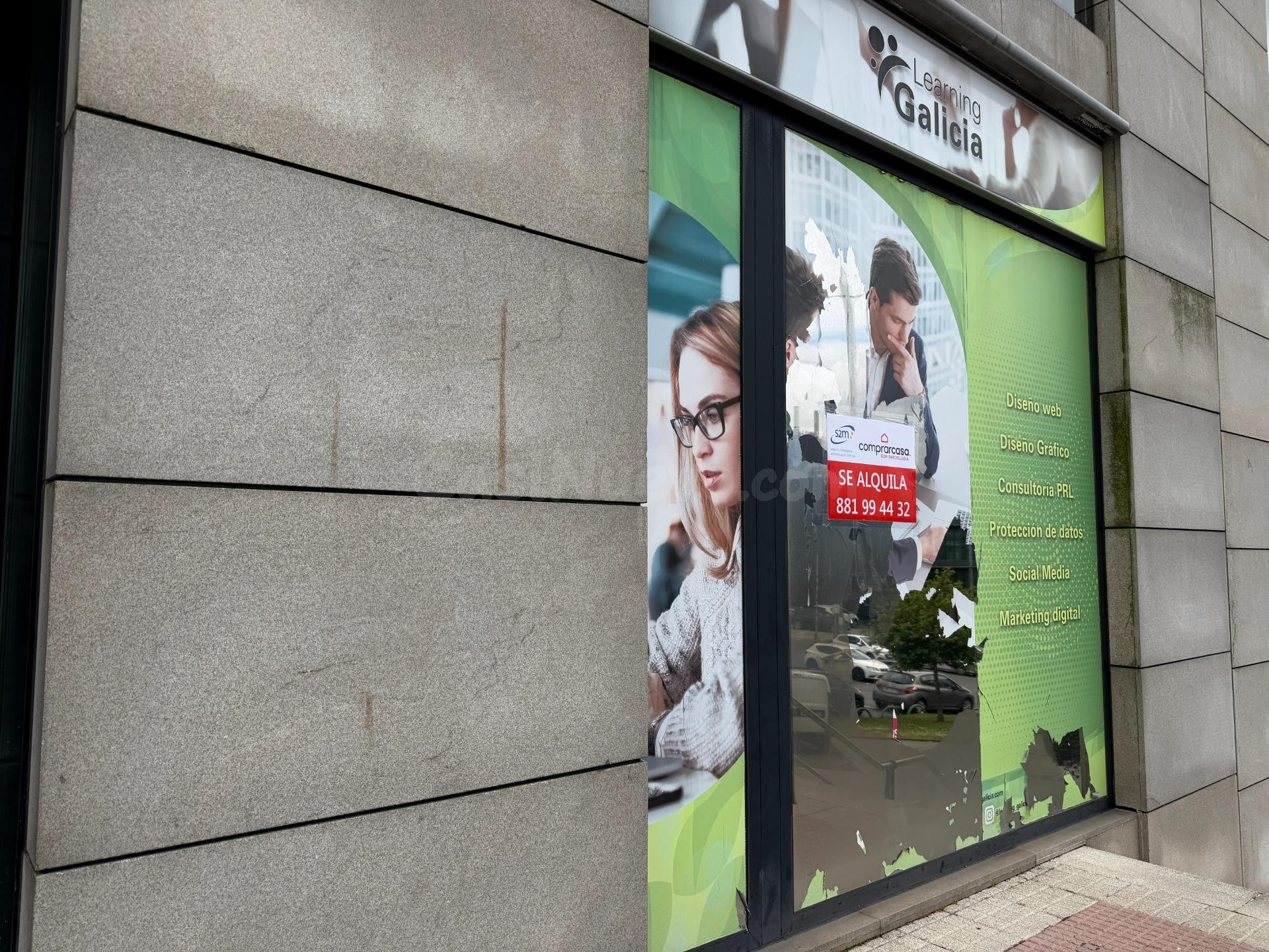 LOCAL EN ALQUILER EN WORK CENTER A GRELA