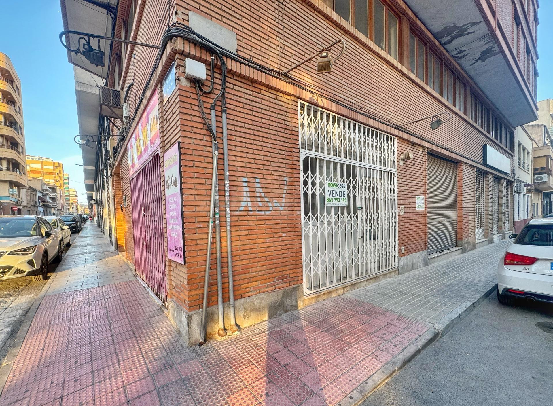 LOCAL COMERCIAL EN ELDA, ZONA PLAZA CASTELAR - foto 4