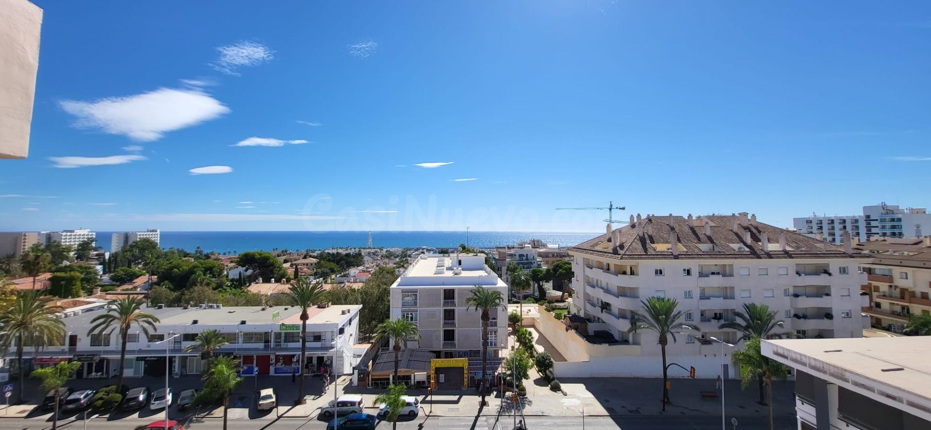 BONITO APARTAMENTO EN BENALMADENA FRENTE A PUERTO MARINA - foto 2