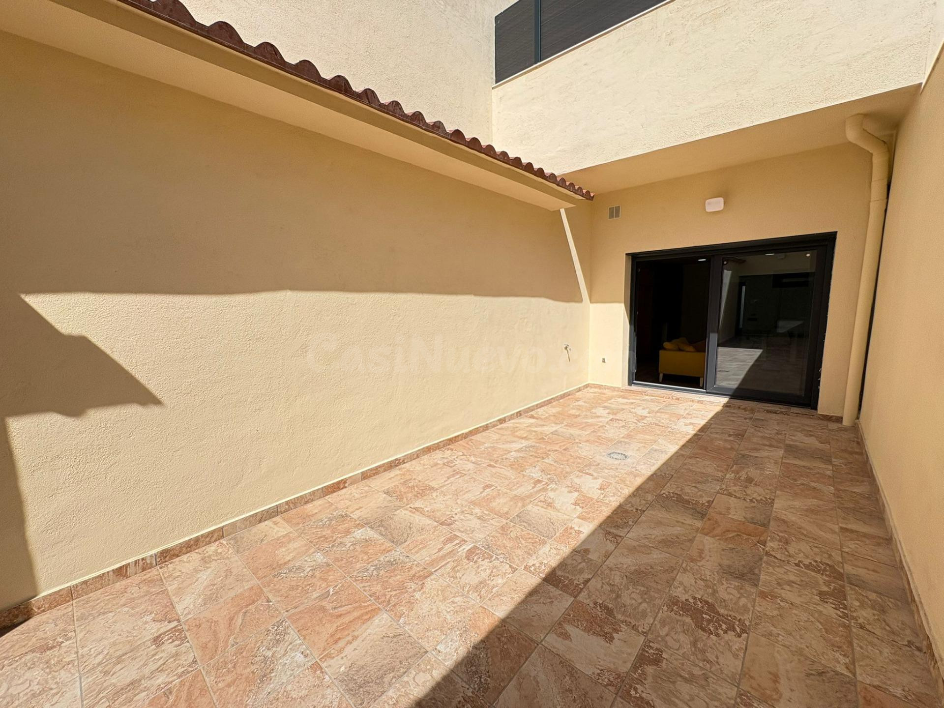 PLANTA BAJA DE OBRA NOVA DE 3 habitaciones CON PATIO PRIVADO - foto 4