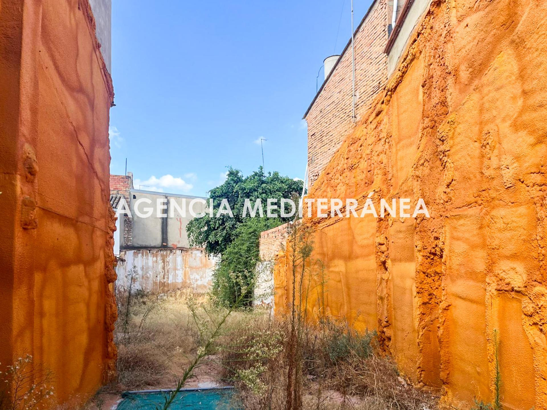 SOLAR URBANO DE 158 M2 EN PLENO CENTRO DE ALCÀSSER - foto 5