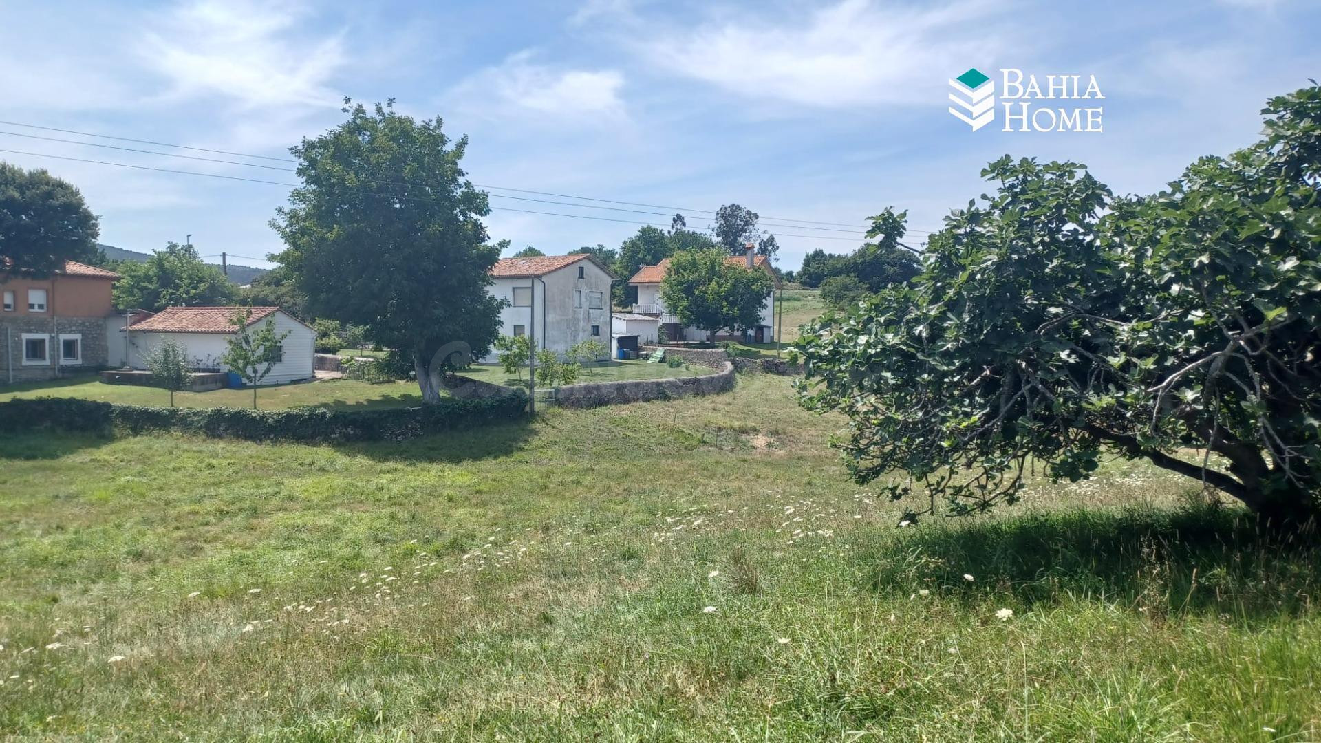 Parcela urbana de 3.259 m2 con múltiples posibilidades en Re - foto 5