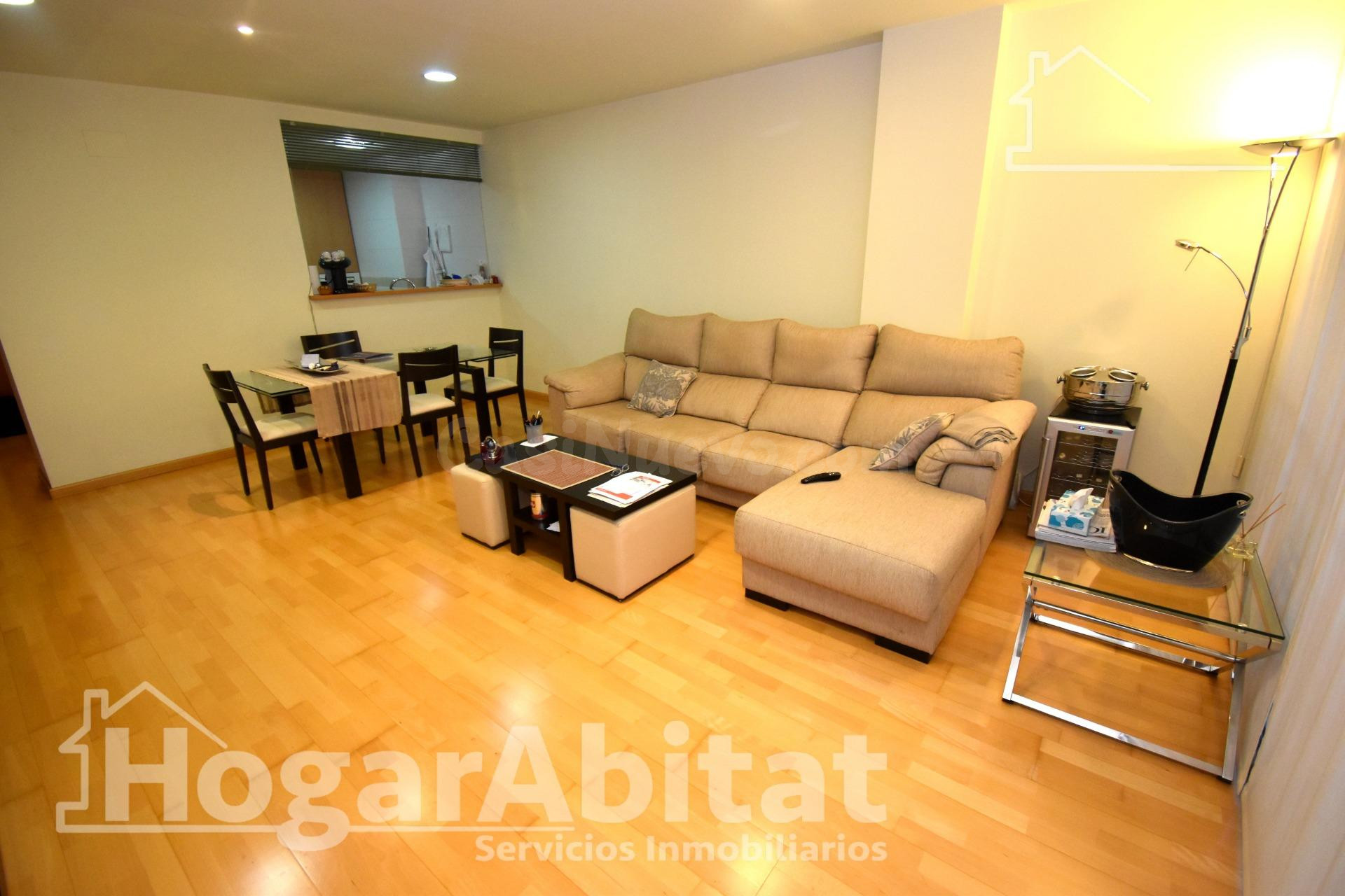 SEMINUEVO CON TERRAZA, GARAJE Y TRASTERO - foto 5