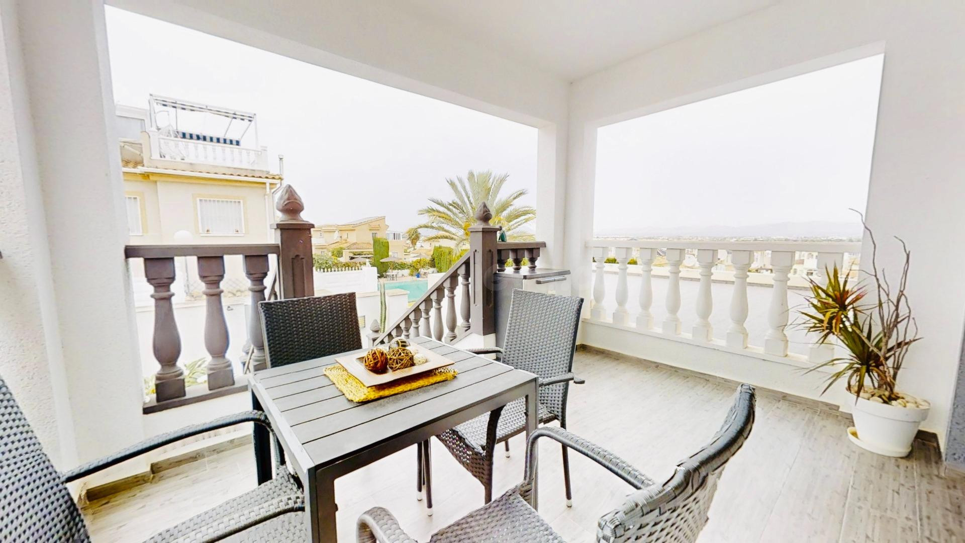 Un hogar donde el exterior cobra vida - foto 4
