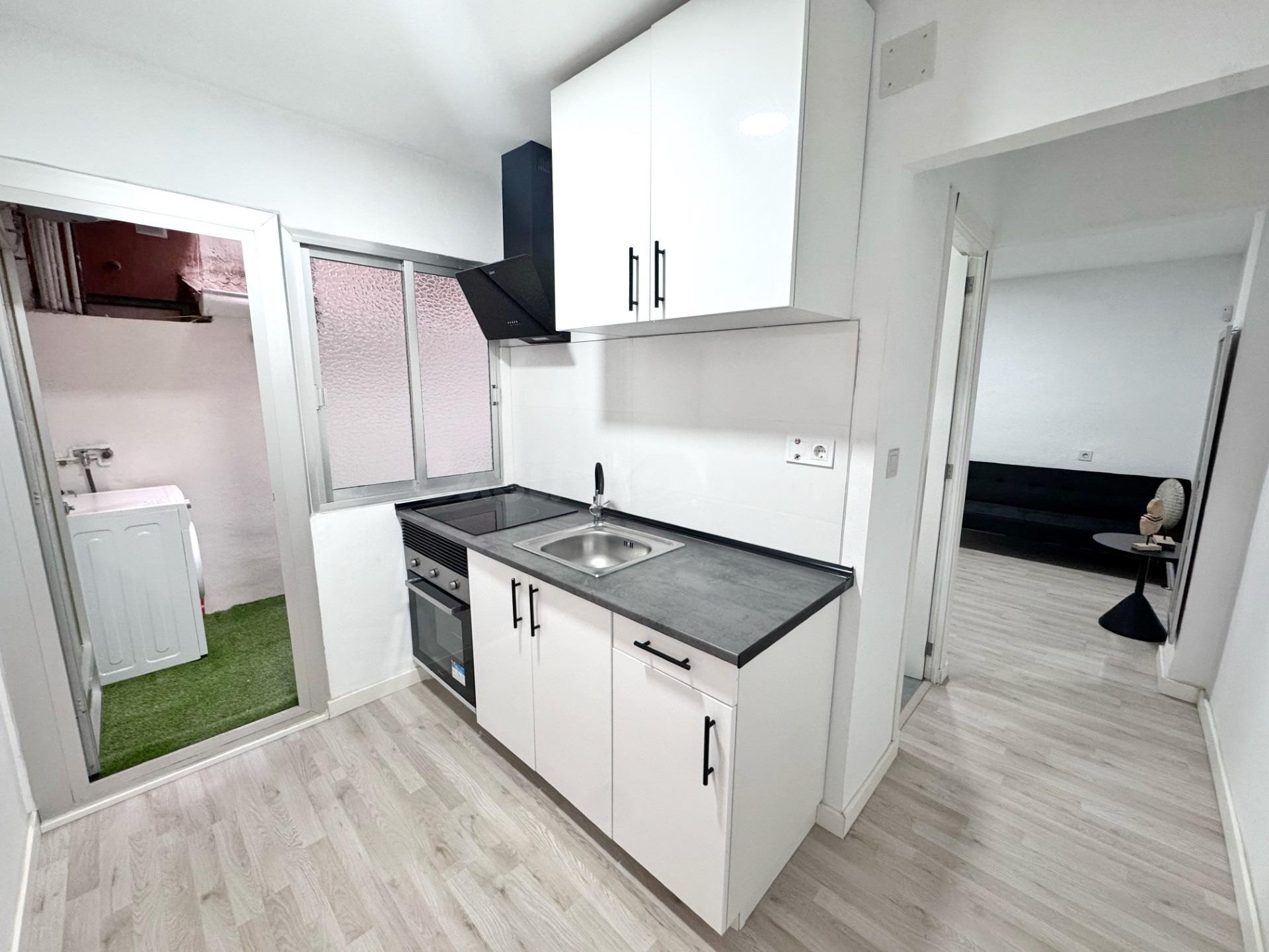 PISO 1º EN ELDA, ZONA NUEVA FRATERNIDAD - foto 2