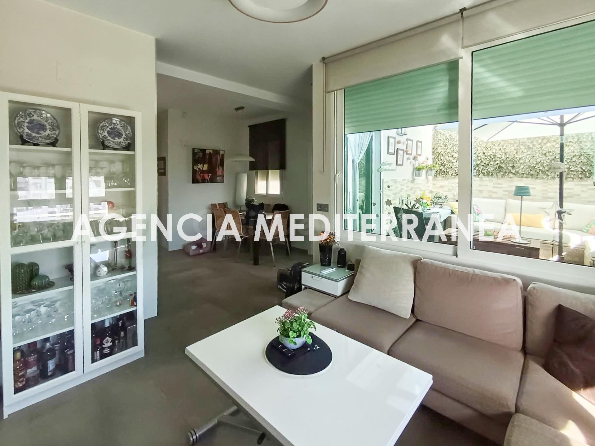¡Exclusivo ático reformado a la venta en el corazón de Arran - foto 5