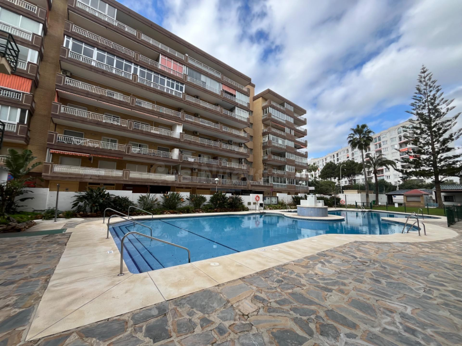 Acogedor apartamento en Los Boliches, frente al mar – Urbani