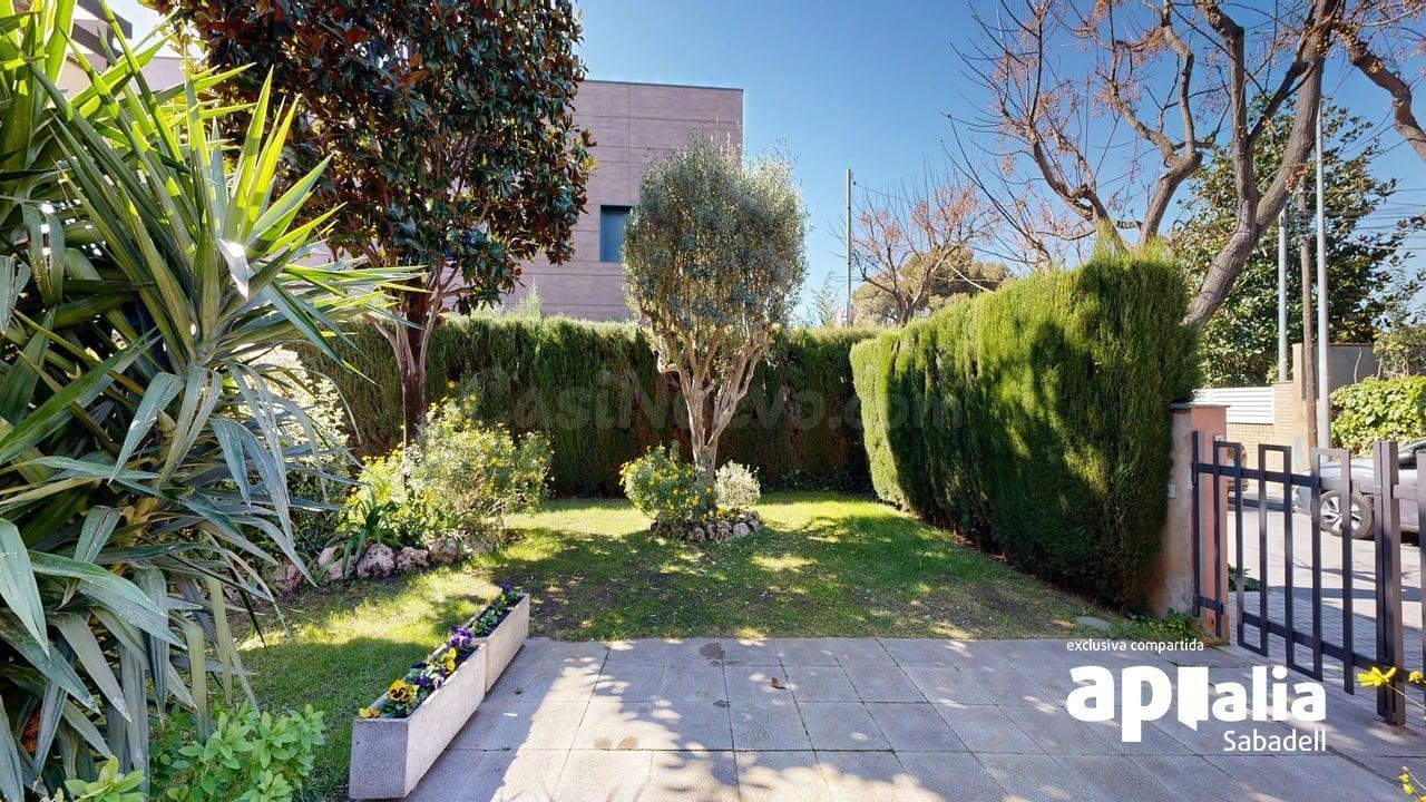 Chalet / Torre - Barbera del Vallès (CAN ESTEPER) - foto 4