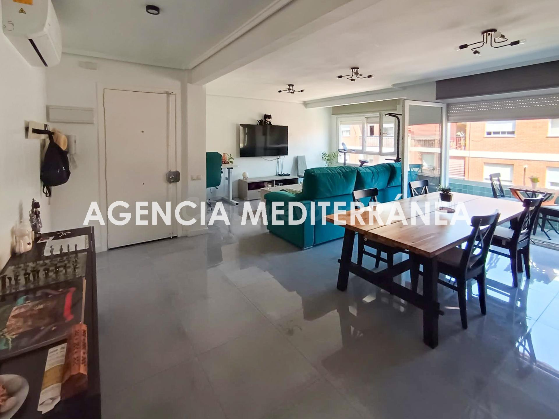 ¡Espectacular 6º piso reformado de 142 m2 con ascensor y bal - foto 3