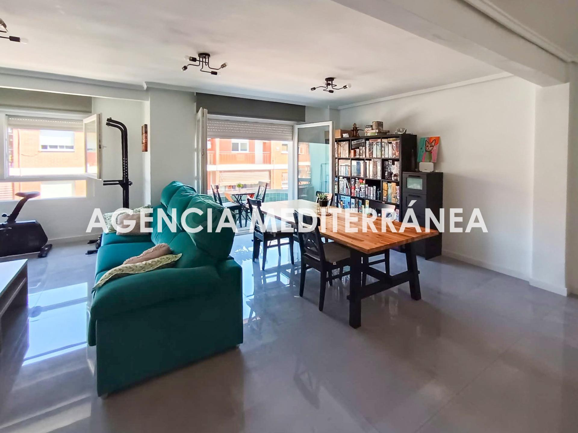 ¡Espectacular 6º piso reformado de 142 m2 con ascensor y bal - foto 5
