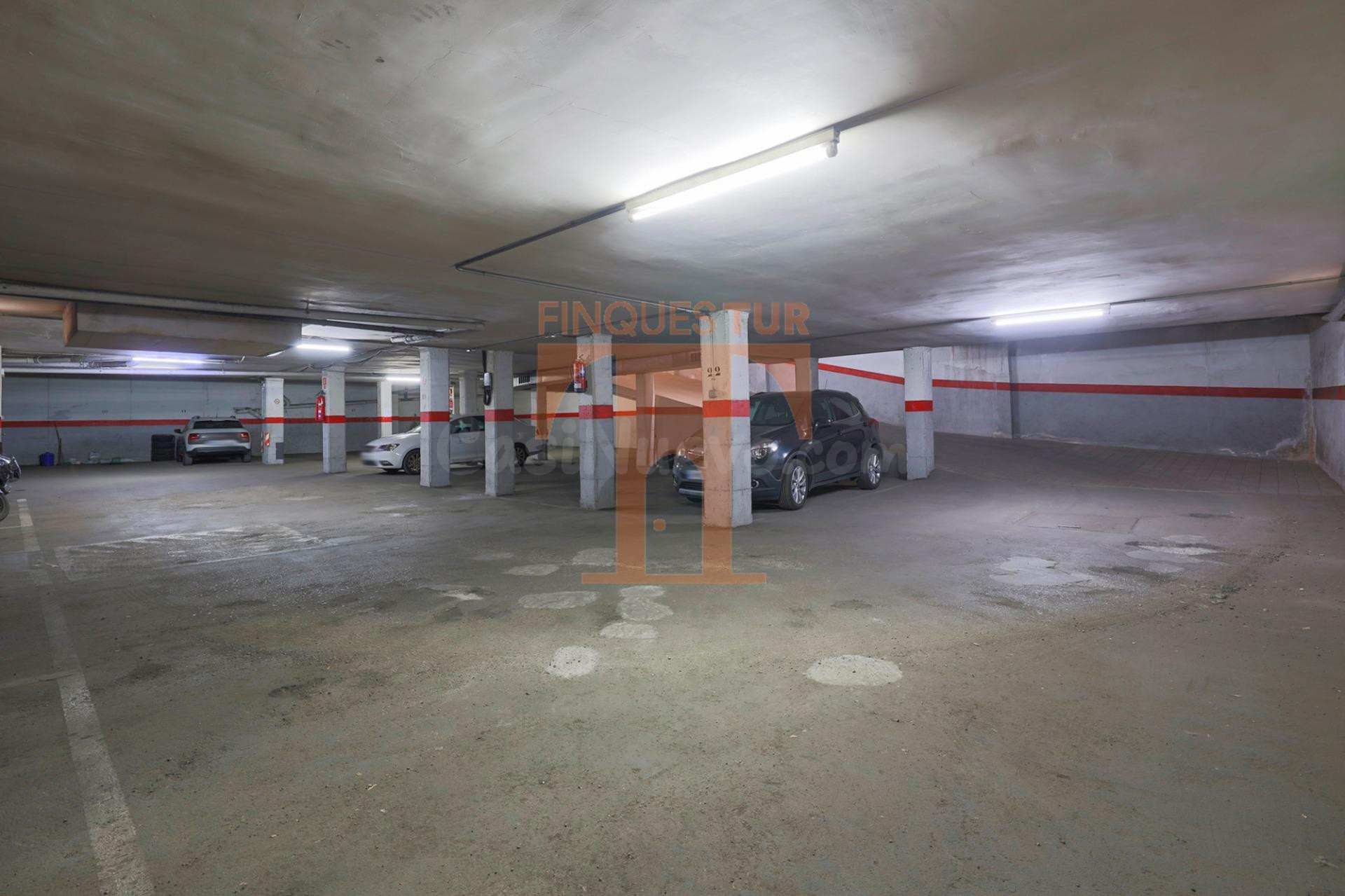 PLAZA DE PARKING EN VENTA: MUY CERCA del AMBULATORIO (C/ Pla - foto 3