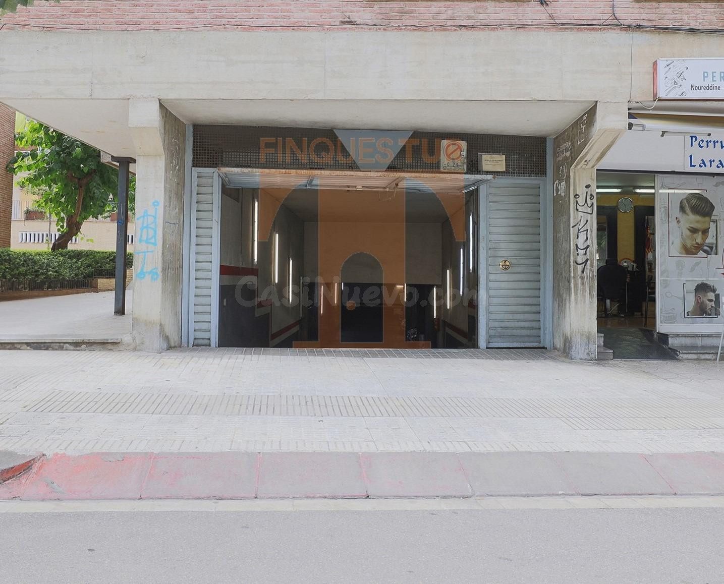 ¡Tu Plaza de PARKING Ideal en PREMIA DE MAR! - foto 2