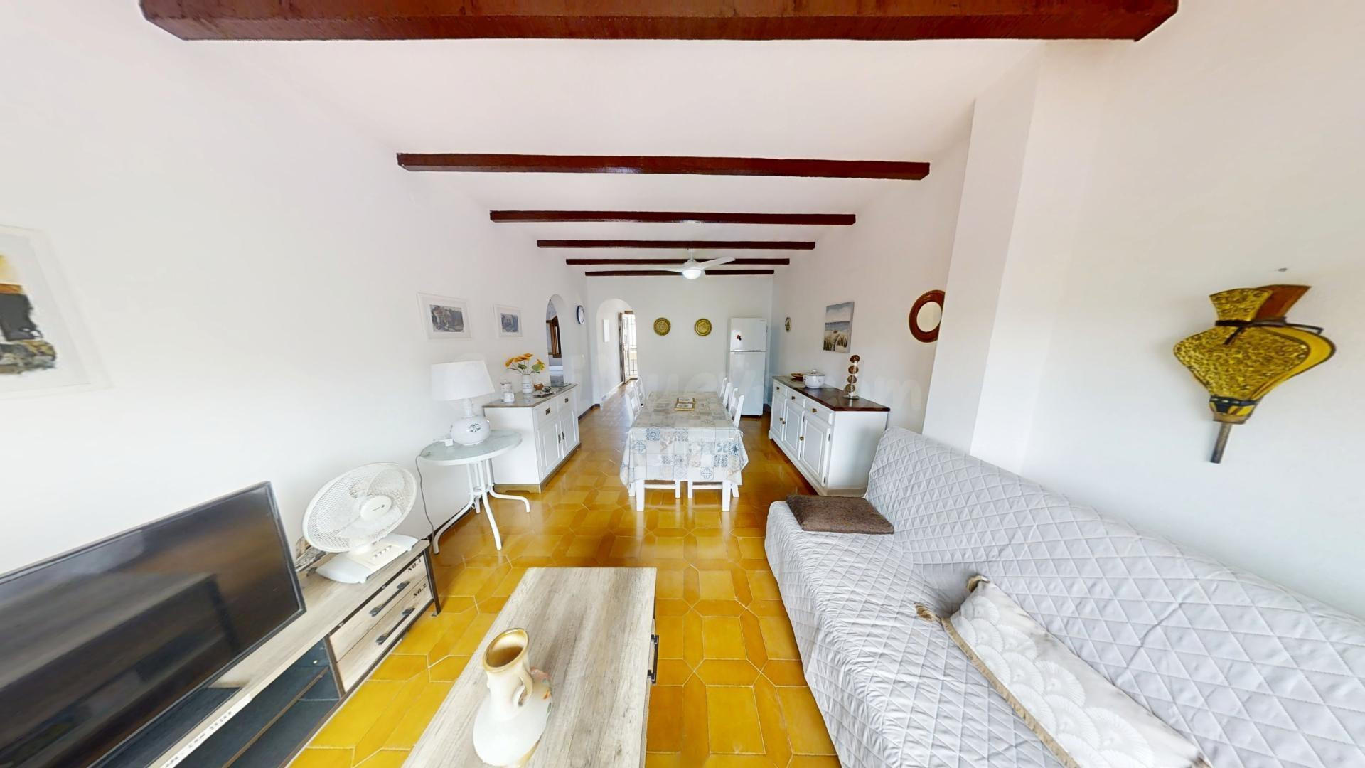 PISO EN EMPURIABRAVA – Las Chavolas - A 750m DE LA PLAYA - foto 3