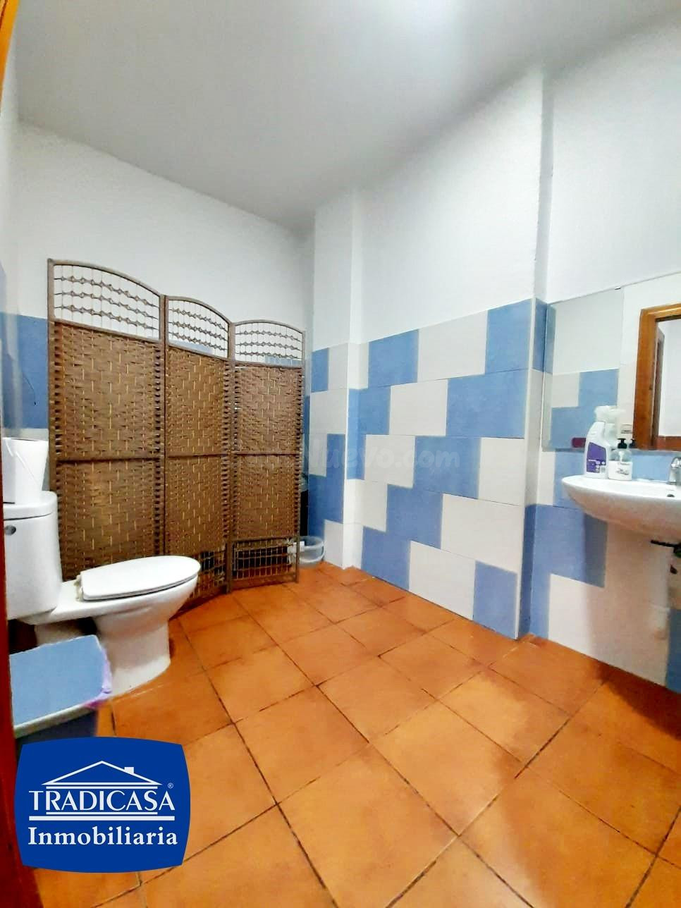"EXCEPCIONAL LOCAL SIN VECINOS ARRIBA EN EL PASEO DE LAS DELICIAS" CONSÚLTENOS SU PROYECTO Y LE AYUDAMOS A CONSEGUIRLO - foto 4