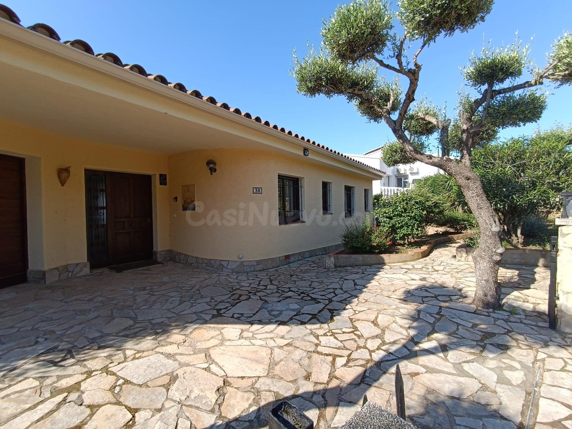 Exclusiva Villa con Vistas al Mar en Mas Fumats – Roses - foto 2