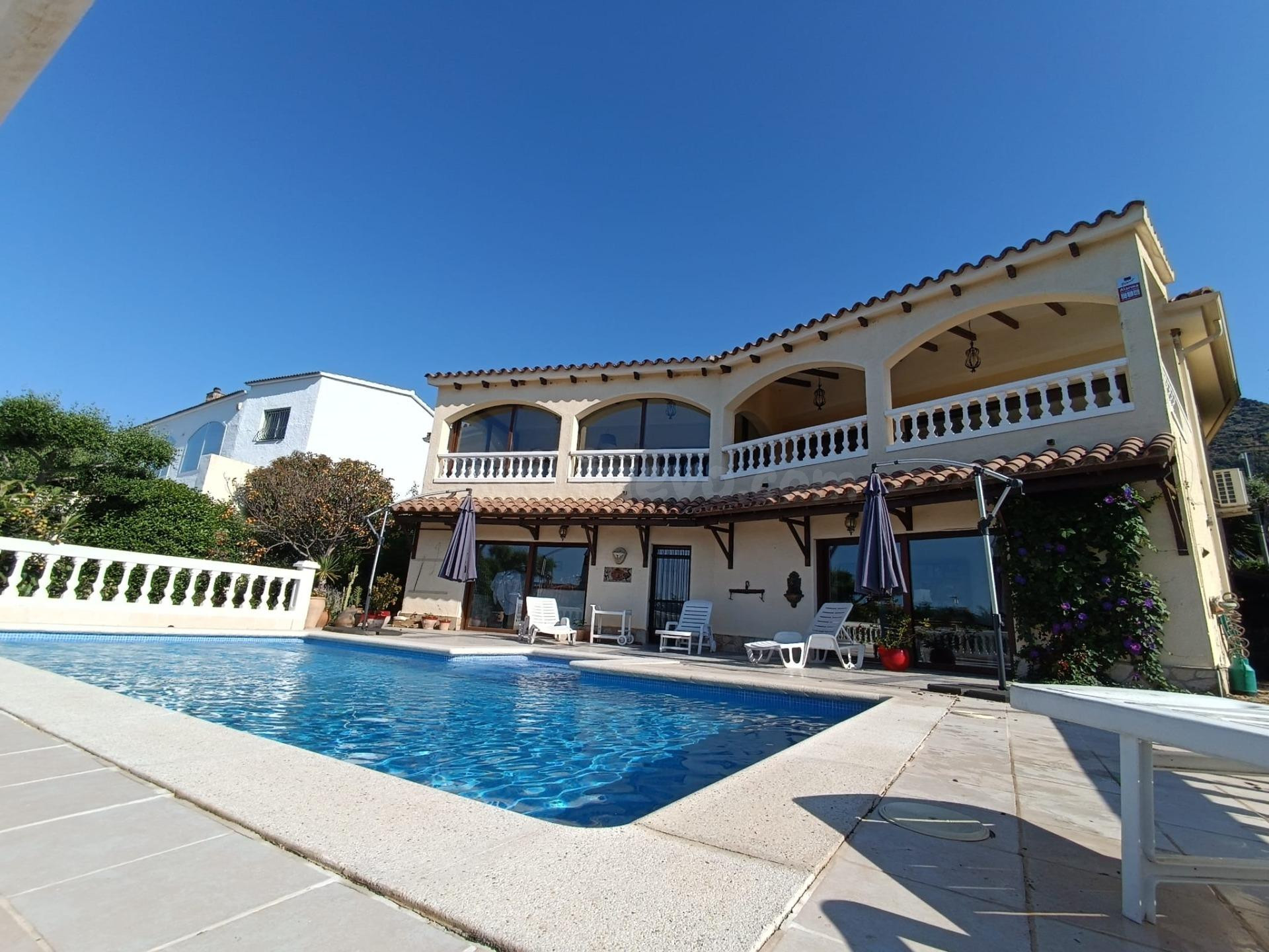 Exclusiva Villa con Vistas al Mar en Mas Fumats – Roses - foto 4