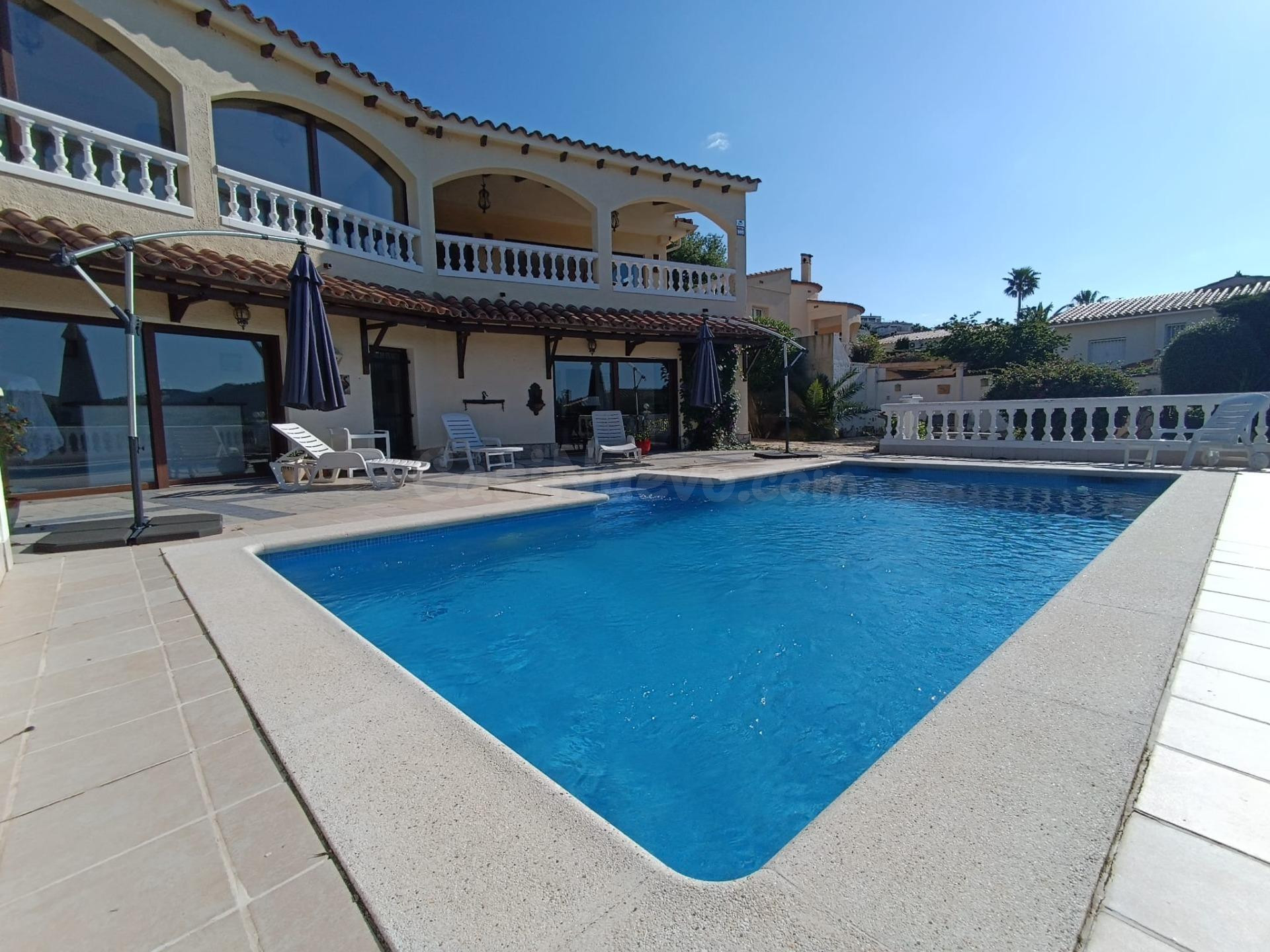 Exclusiva Villa con Vistas al Mar en Mas Fumats – Roses - foto 5
