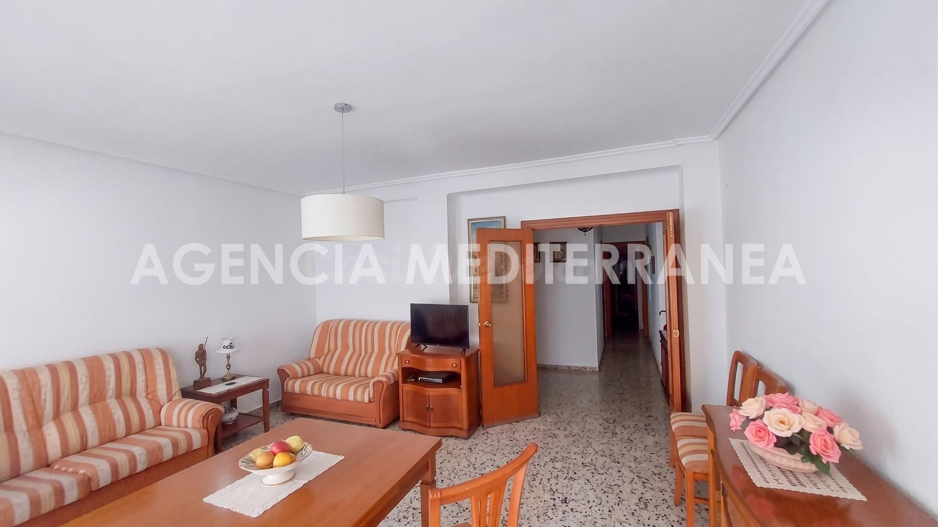 Piso en venta con terraza en Vilamarxant