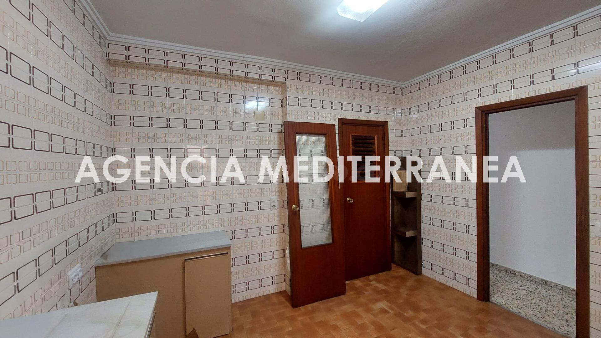 Piso en venta con terraza en Vilamarxant - foto 3