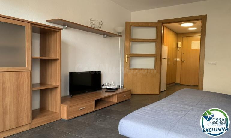 Fantástico apartamento reformado en Roses Holiday Center | P - foto 2