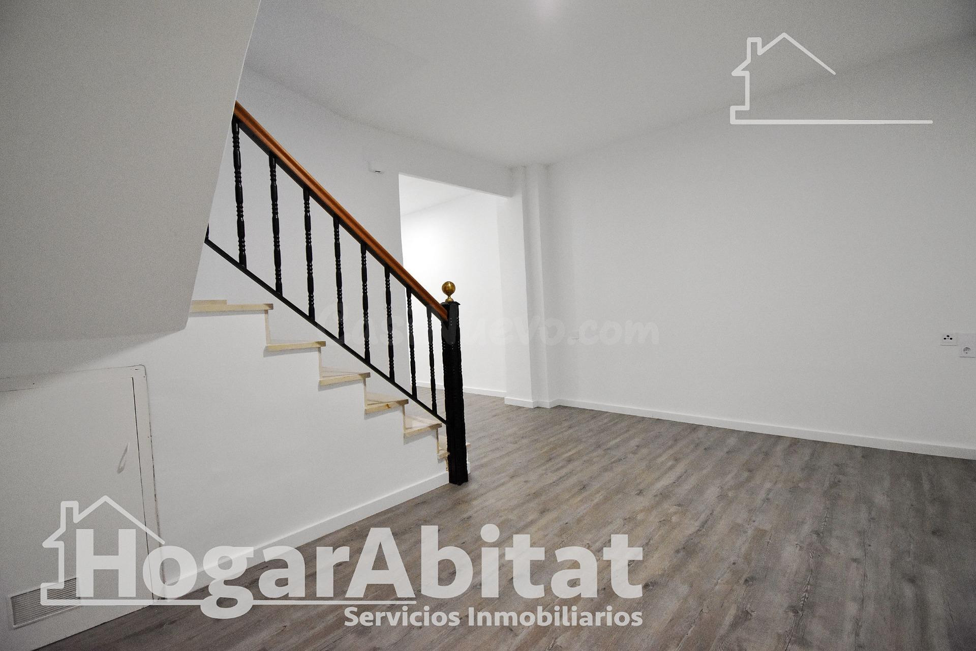 AMPLIA Y BONITA CASA REFORMADA CON 2 TERRAZAS - foto 5